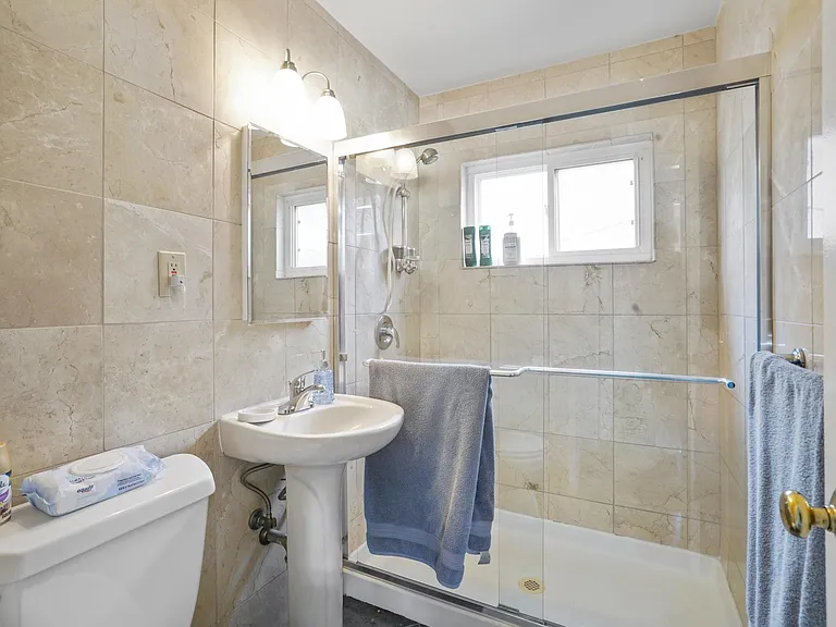 3492 Bayside Ln — Photo 4