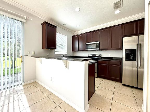 5th image of 5326 Hidden Cypress Ln