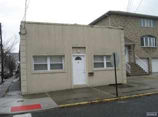 51 Lester St, Wallington, NJ 07057