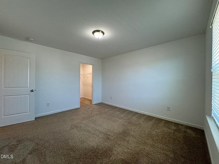 913 Briar Gate Dr — Photo 29