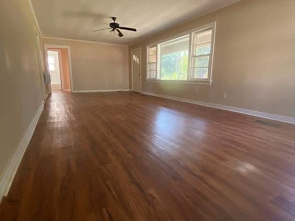 2nd image of 714 W Calhoun St