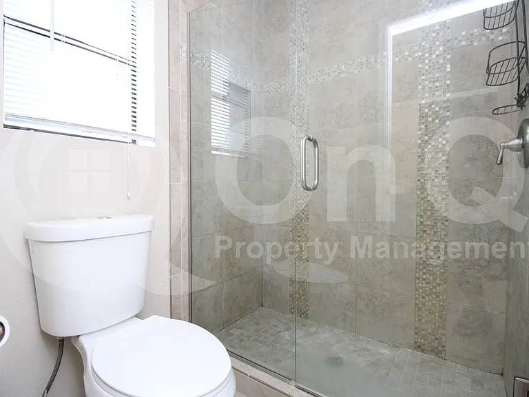 4201 N 20th St #227 — Photo 14