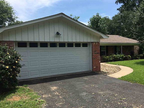 3rd image of 1400 Willow Oak Dr