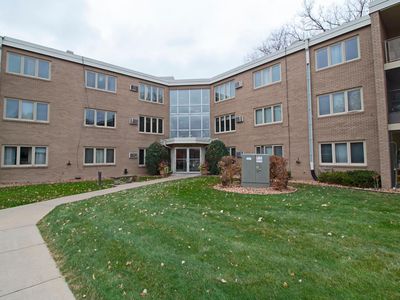 4370 Brookside Ct APT 219, Edina, MN, 55436
