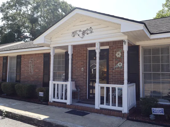 70 Delorme Ct, Sumter, SC 29150