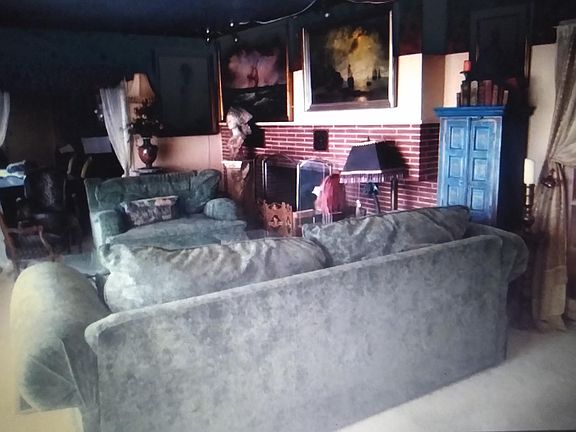 3rd image of 1414 Catalina Blvd
