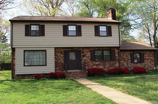 1st image of 7215 Dell Dr