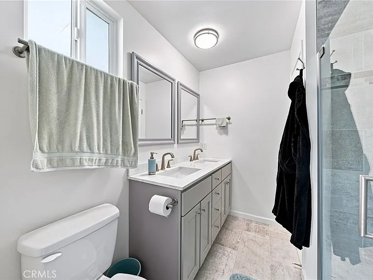 17611 Leslie Ave — Photo 17