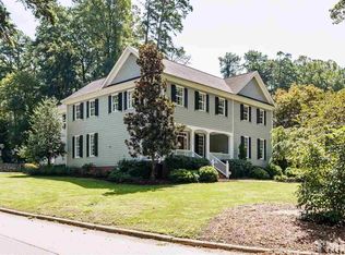 1228 Banbury Rd, Raleigh, NC 27607