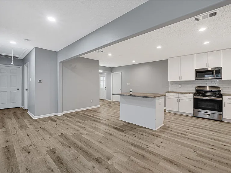 2131 Counter Point Dr — Photo 9
