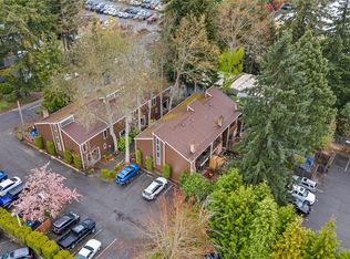 7512 218th St SW APT 6, Edmonds, WA 98026