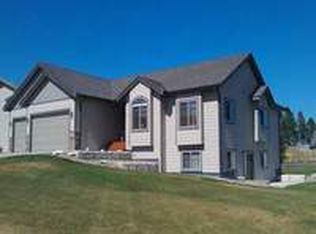 4160 Augusta Dr, Rapid City, SD 57703
