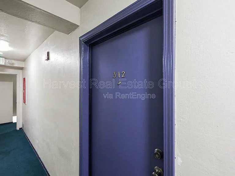 Peralta St — Photo 12