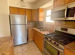 26-30 29th St UNIT 3, Astoria, NY 11102