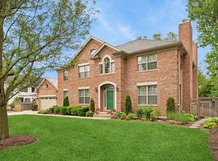 1622 Brandon Rd, Glenview, IL 60025