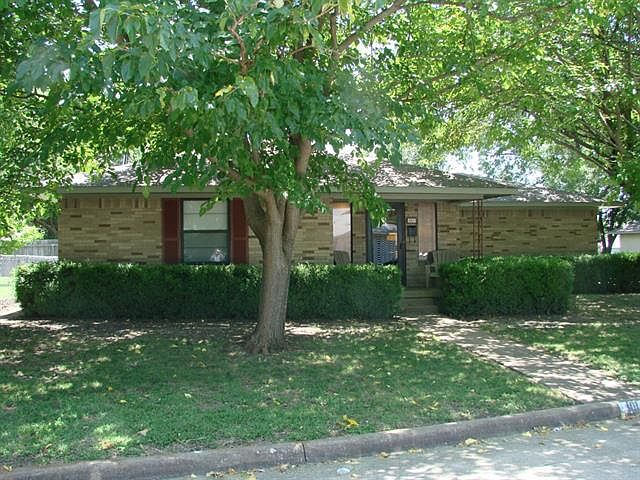 1st image of 101 Belden Cir