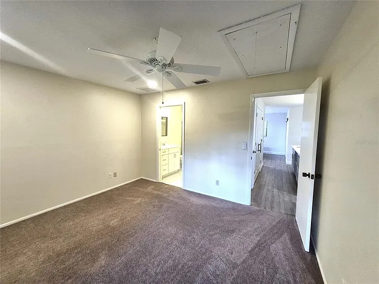 160 Joanne Pl — Photo 25