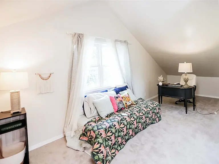 109 Road Runner Dr — Photo 10