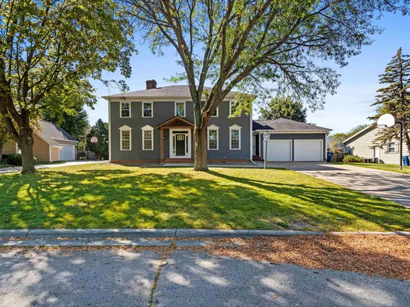 812 Terraview Dr, Green Bay, WI 54301