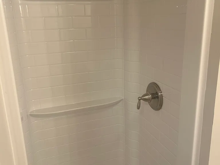 501 Georgetowne Ct — Photo 11