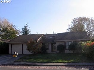 19240 SW Hennig St, Beaverton, OR 97003