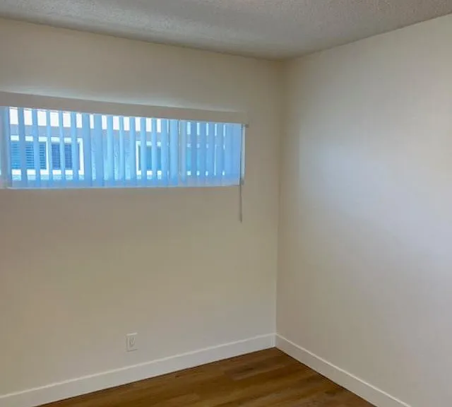 2509 W 182nd St #6 — Photo 14