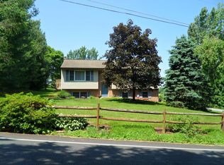 1325 Grandview Rd, Mount Joy, PA 17552
