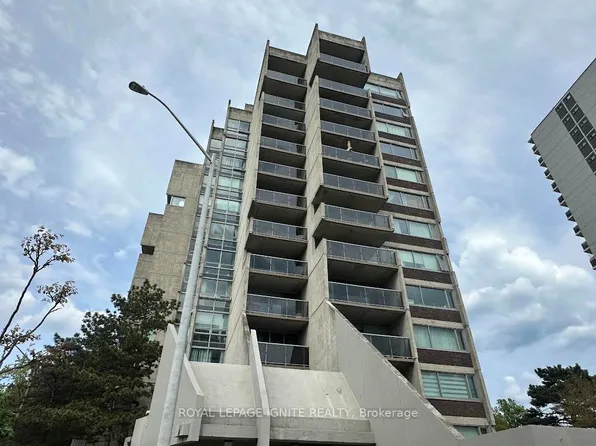20 Speers Rd #407, Oakville, ON L6K 3R5