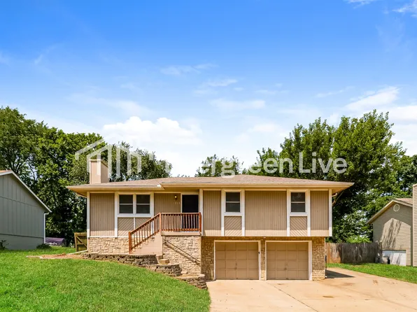 1808 NE McKee Ln, Lees Summit, MO 64086