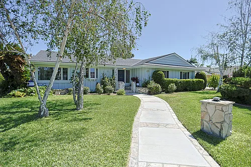 1200 W Rowan St Photo 1