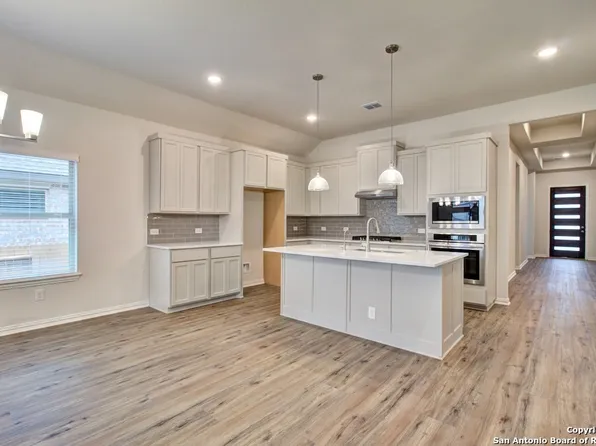 2036 Stephanie Avenue, New Braunfels, TX 78132