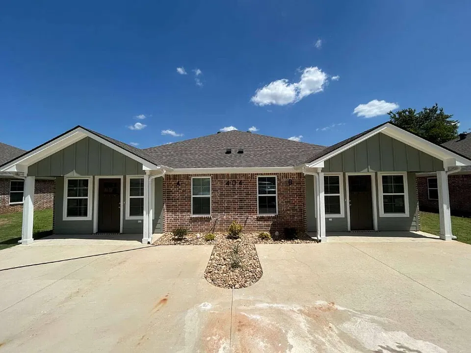 404 Lake Lamond Rd