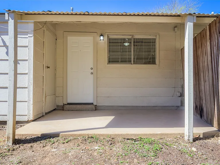 120 Coers Cir #A — Photo 10