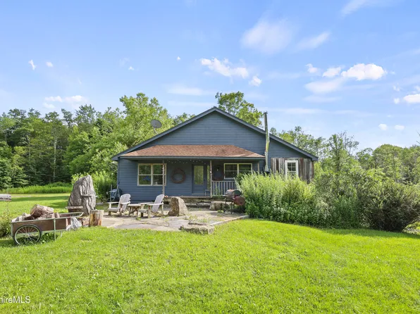 451 Williamstown Rd, Lanesborough, MA 01237