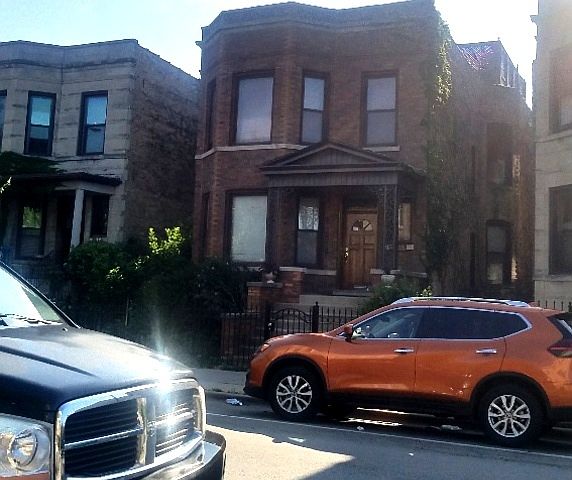 1st image of 2446 N California Ave #2