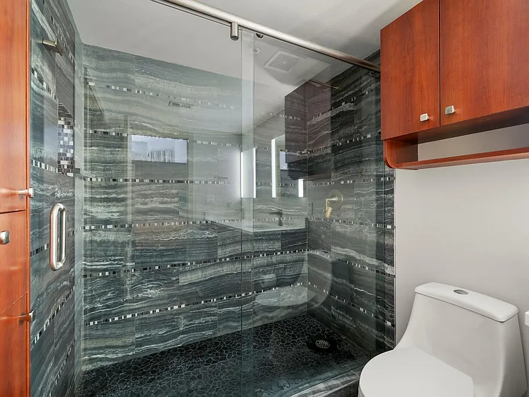 3311 Yupon St #317 — Photo 23