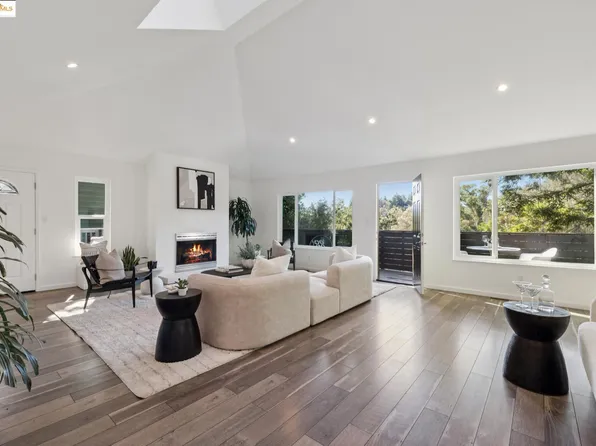 6520 Heather Ridge Way, Oakland, CA 94611