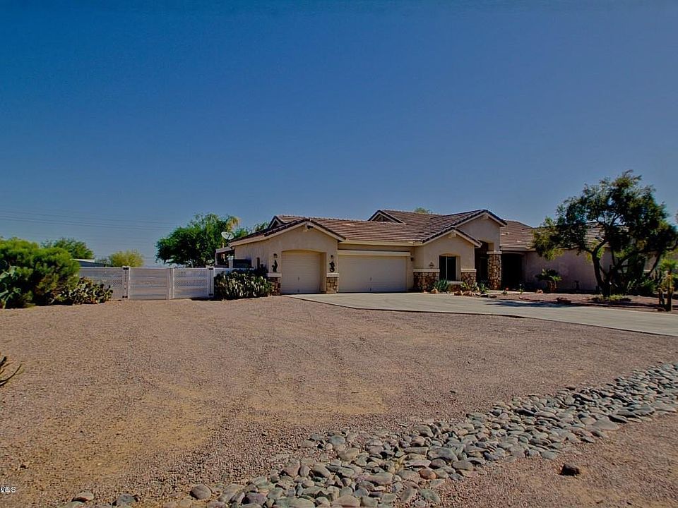 1st image of 8944 W Golddust Dr