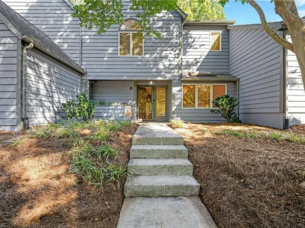 300 N Lindell Rd Unit B, Greensboro, NC 27403