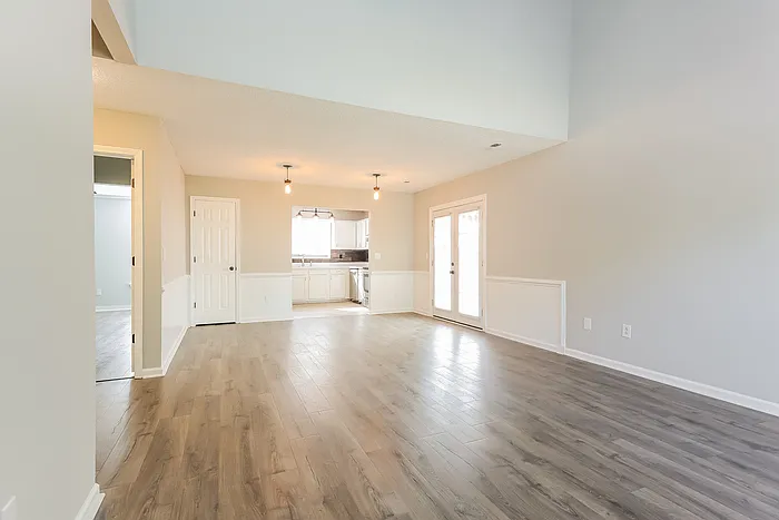 206 Glenlea Ln — Photo 3