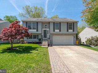 1002 Tasker Ln, Arnold, MD 21012