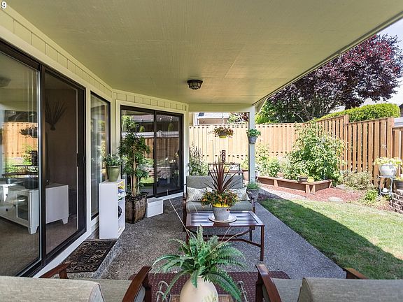 5th image of 3011 SE 153rd Ave