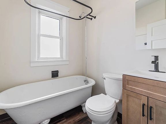 5th image of 2811 W 3rd St #2