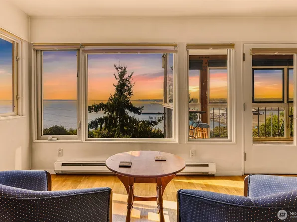 431 N State Street #4, Bellingham, WA 98225