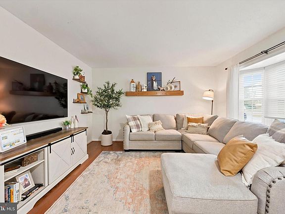 3rd image of 1603 N Glen Dr #1603
