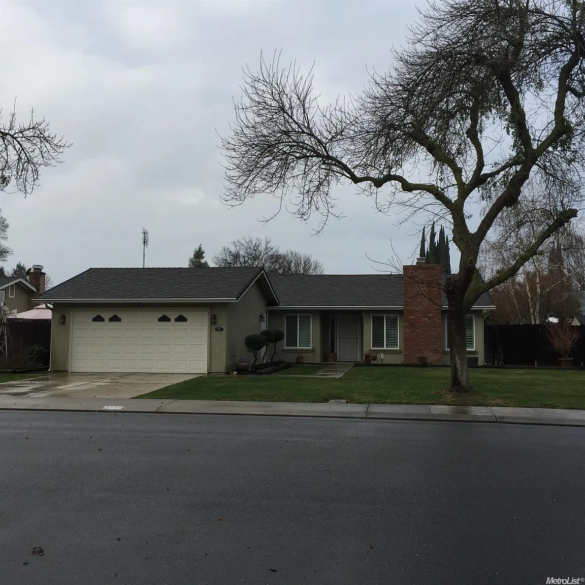 1205 Peek Ave photo 1