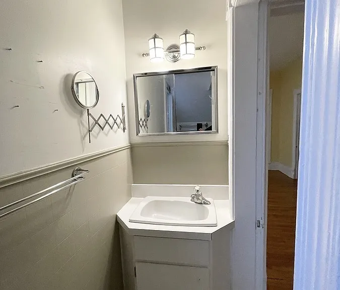 389 King St W #A — Photo 9