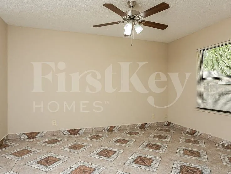 5990 Ithaca Cir W — Photo 6