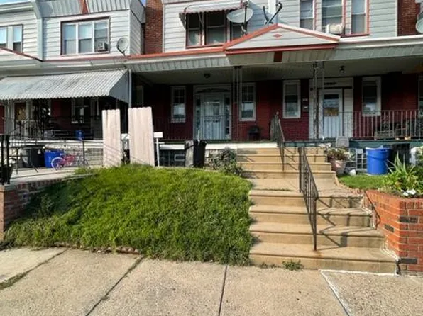 573 Anchor St, Philadelphia, PA 19120