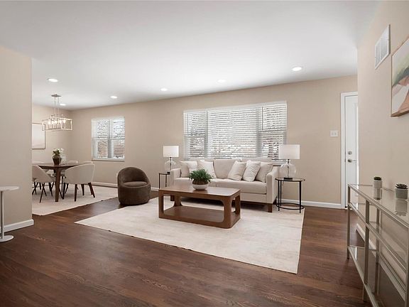 3rd image of 1011 Couch Ave